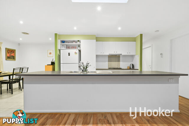 13 Teal Place PAKENHAM VIC 3810