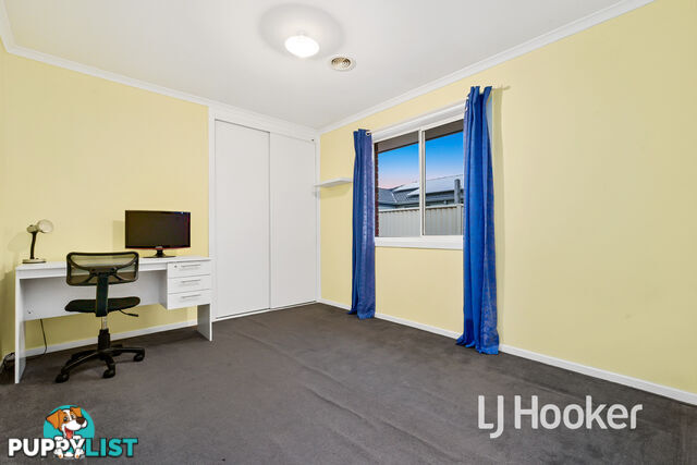 13 Teal Place PAKENHAM VIC 3810