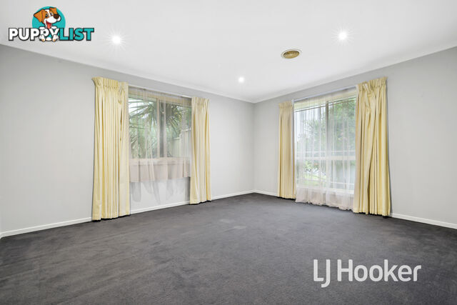 13 Teal Place PAKENHAM VIC 3810