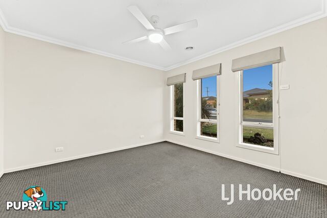 6 Hood Place PAKENHAM VIC 3810