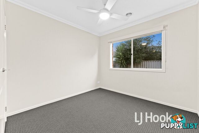 6 Hood Place PAKENHAM VIC 3810