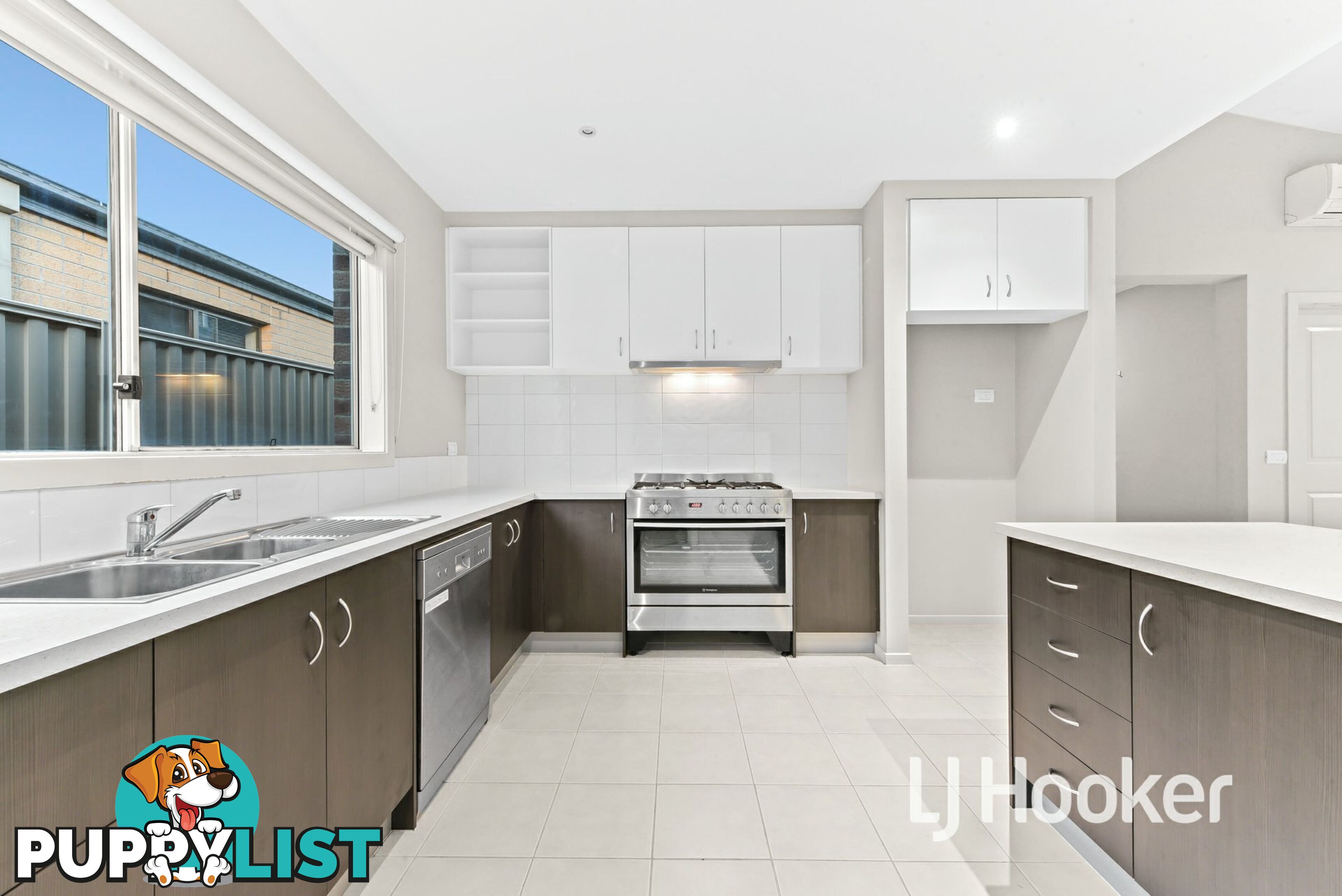 6 Hood Place PAKENHAM VIC 3810