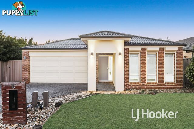 6 Hood Place PAKENHAM VIC 3810