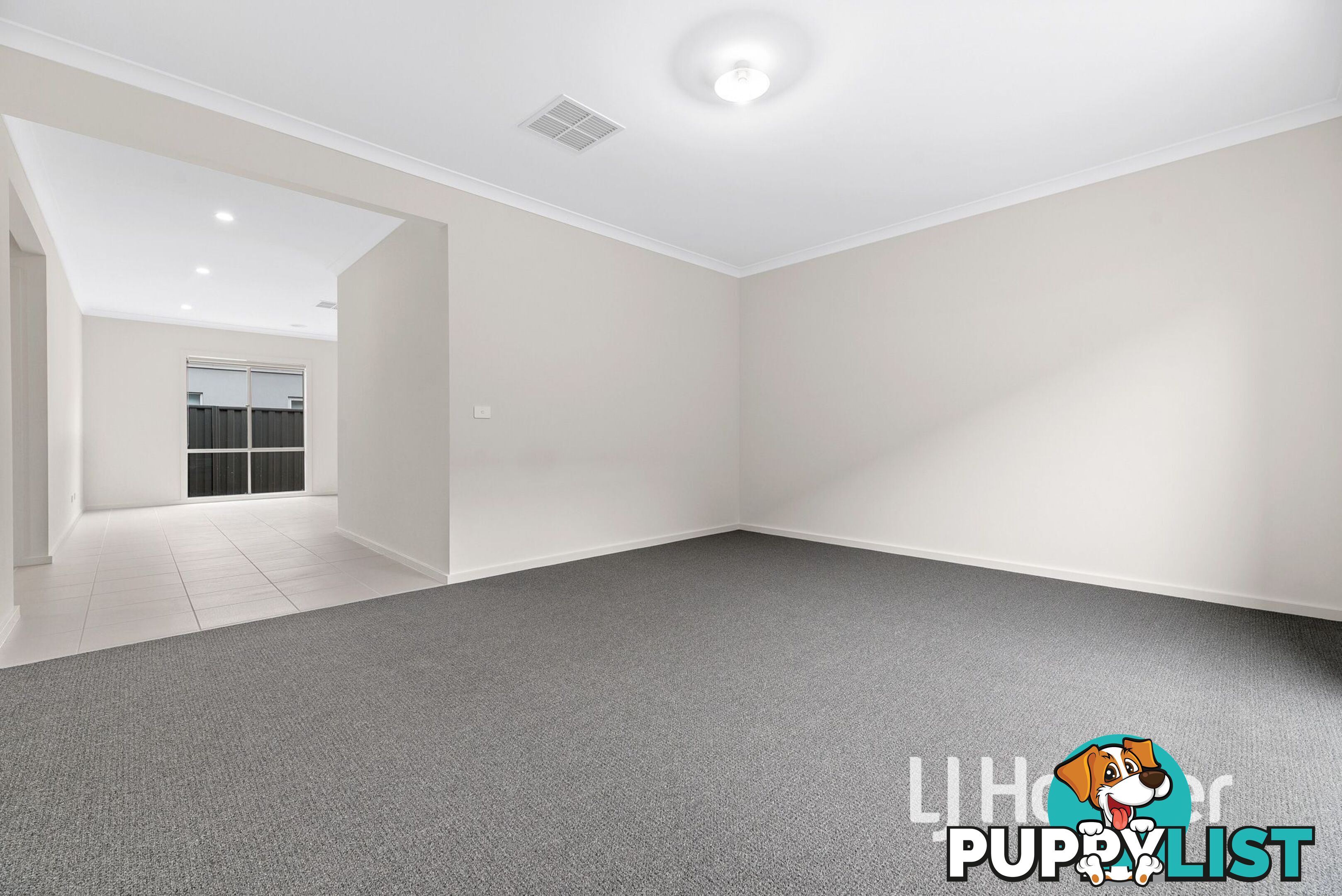 136 Timberline Parkway PAKENHAM VIC 3810