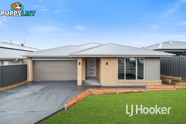 136 Timberline Parkway PAKENHAM VIC 3810