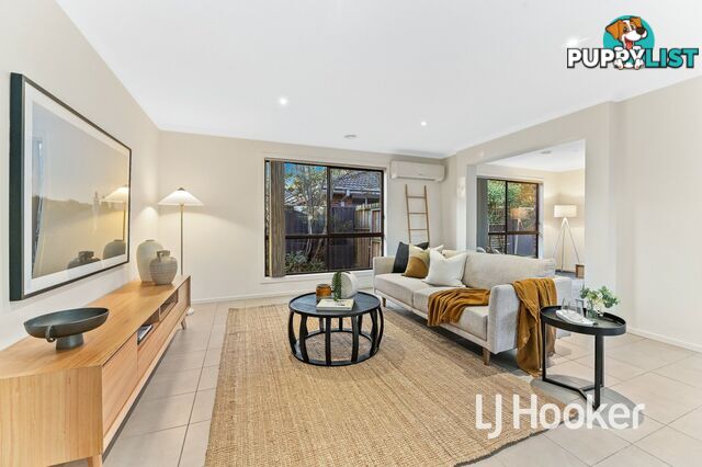 10 Valencia Lane PAKENHAM VIC 3810