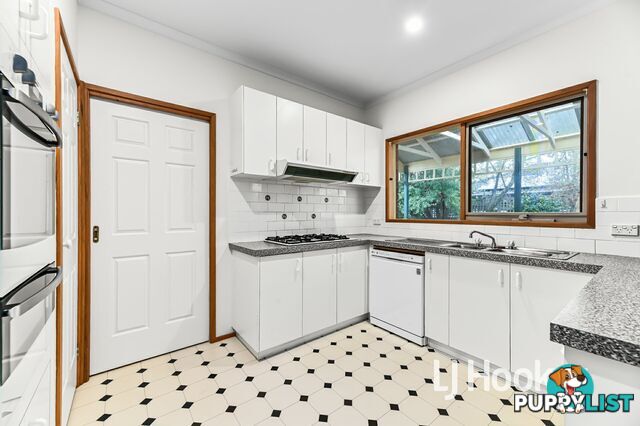 42 Parman Avenue PAKENHAM VIC 3810