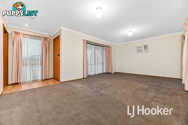 35 Barrington Drive PAKENHAM VIC 3810