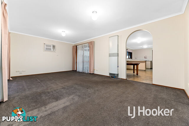 35 Barrington Drive PAKENHAM VIC 3810