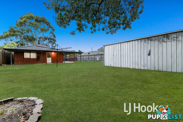 35 Barrington Drive PAKENHAM VIC 3810