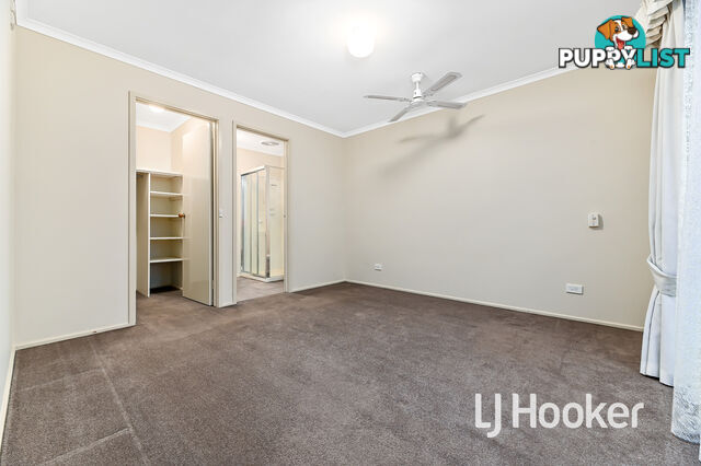 35 Barrington Drive PAKENHAM VIC 3810