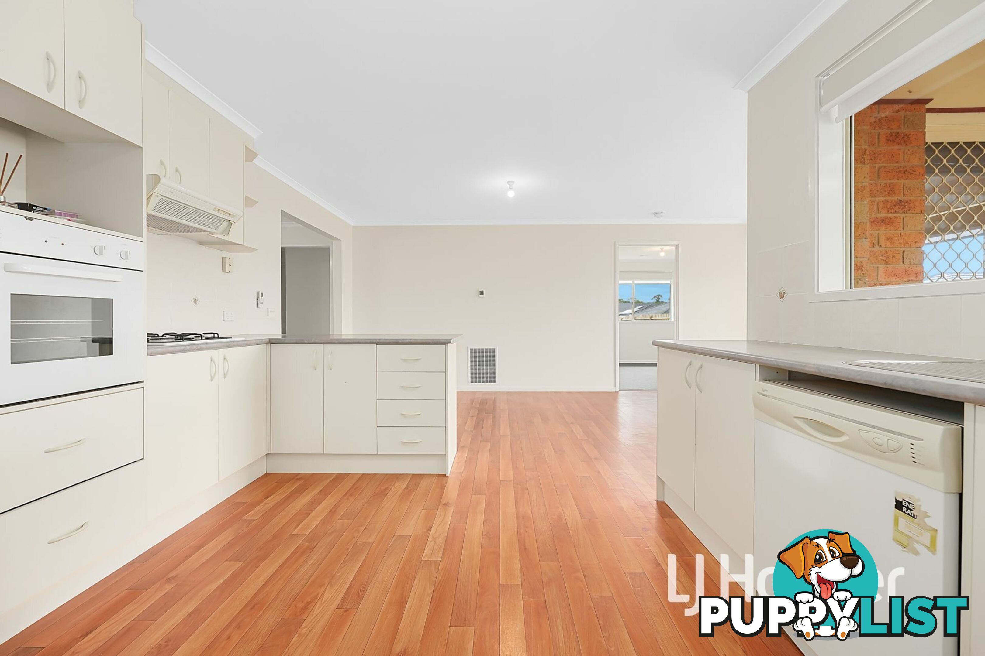 21 Pownceby Court PAKENHAM VIC 3810