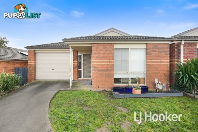 8/11 Renlik Court PAKENHAM VIC 3810