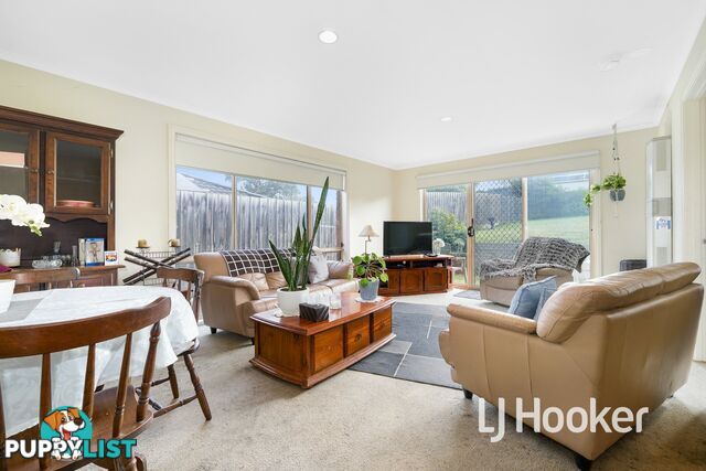 8/11 Renlik Court PAKENHAM VIC 3810