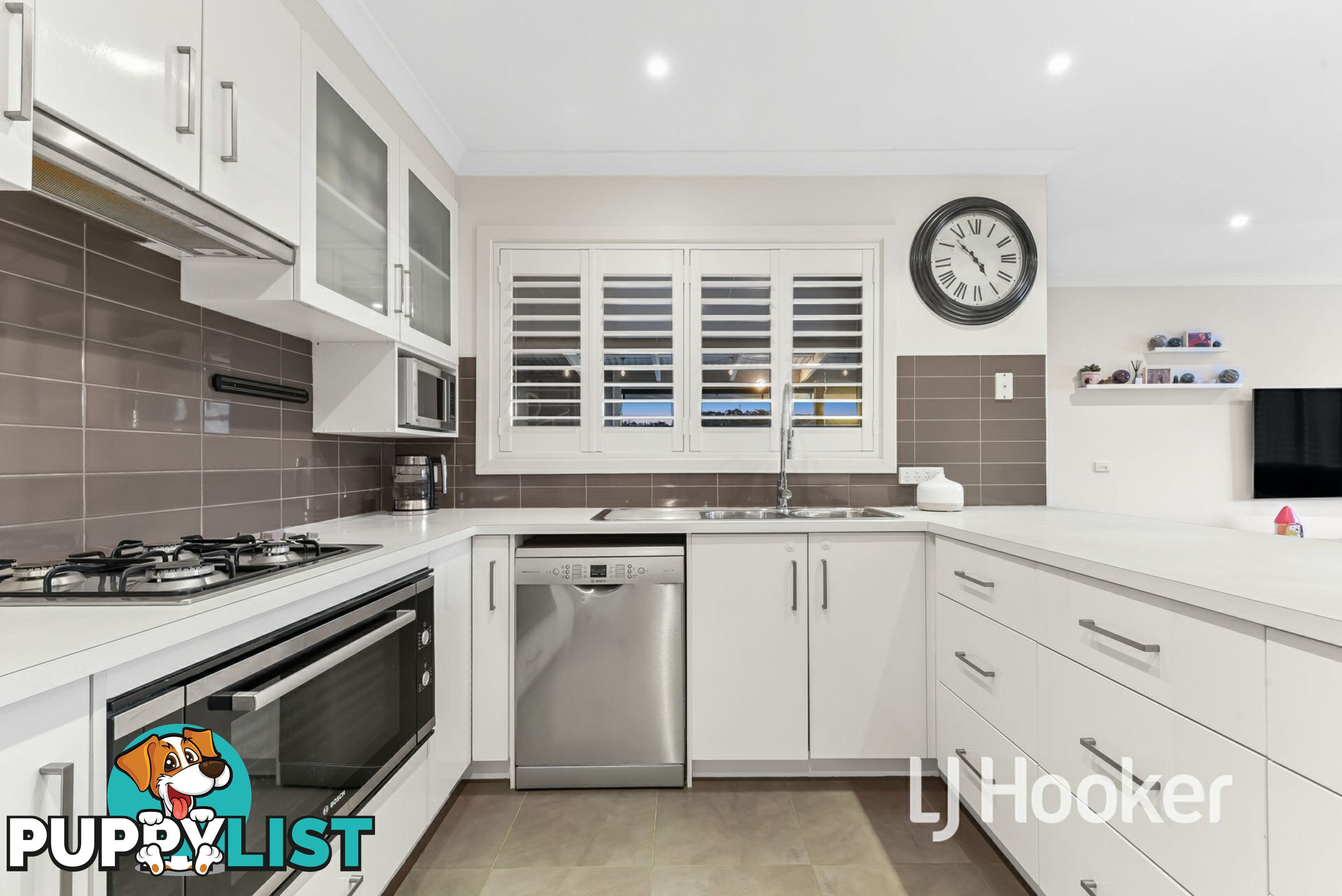 13 Silver Gum Drive PAKENHAM VIC 3810