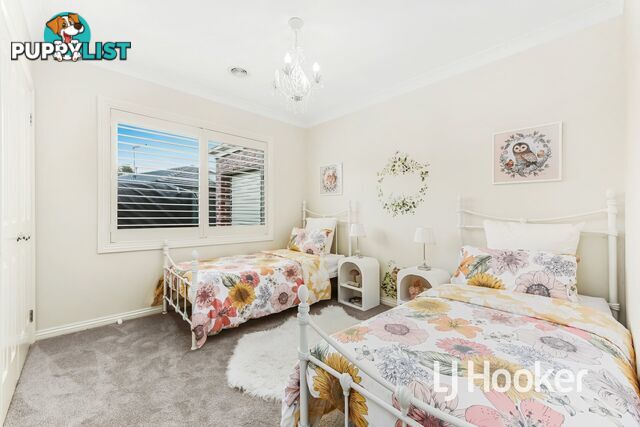 16 Illawarra Way PAKENHAM VIC 3810