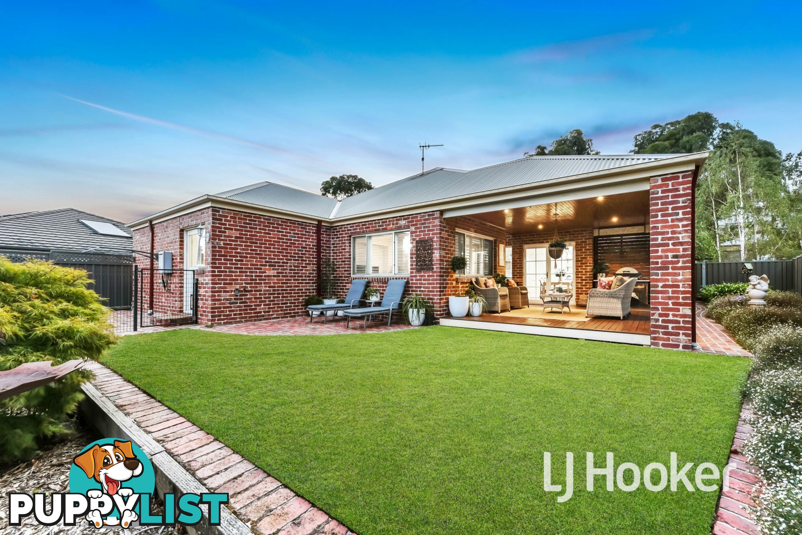 16 Illawarra Way PAKENHAM VIC 3810