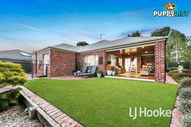 16 Illawarra Way PAKENHAM VIC 3810