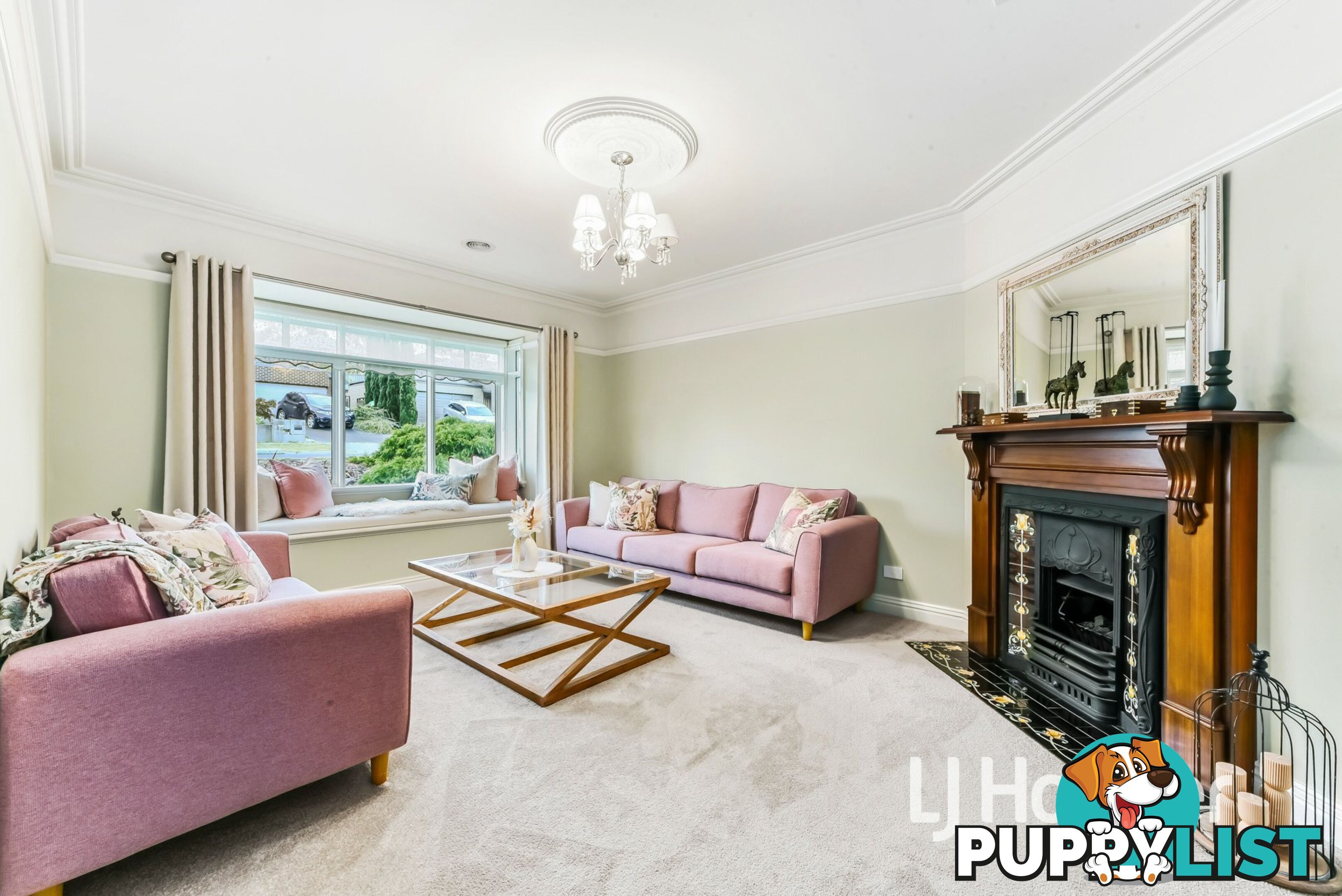 16 Illawarra Way PAKENHAM VIC 3810