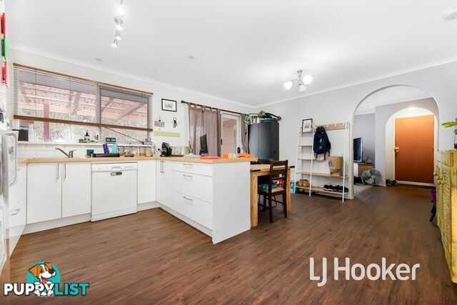 8 Daniel Court PAKENHAM VIC 3810