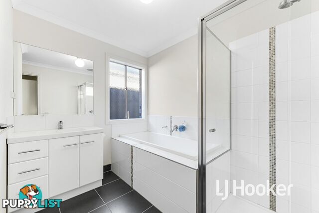 5/34 Sir Thomas Drive PAKENHAM VIC 3810