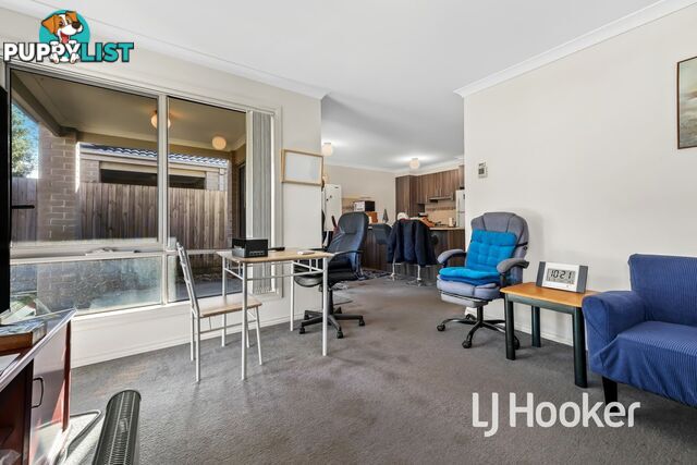 12/34 Sir Thomas Drive PAKENHAM VIC 3810