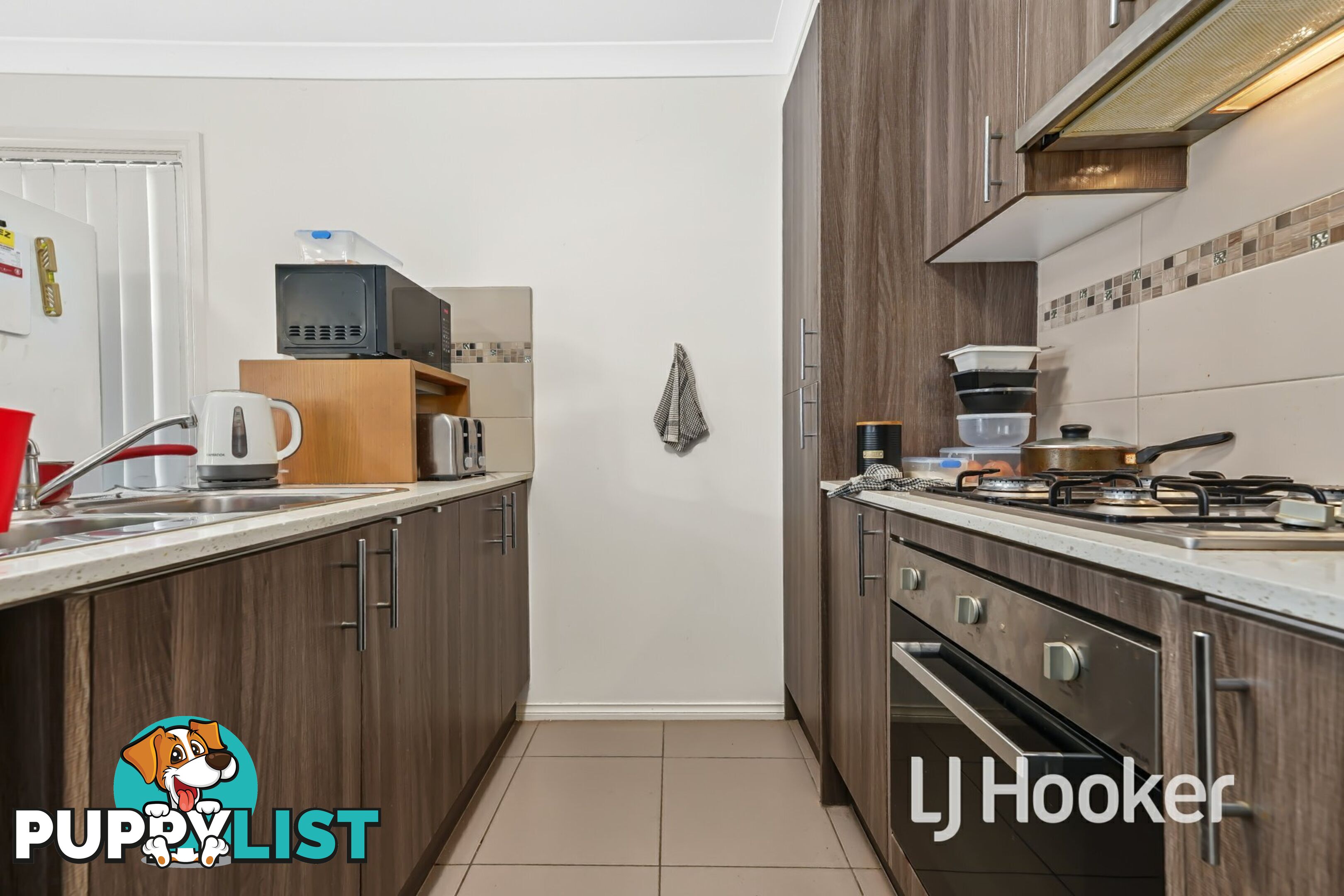 12/34 Sir Thomas Drive PAKENHAM VIC 3810