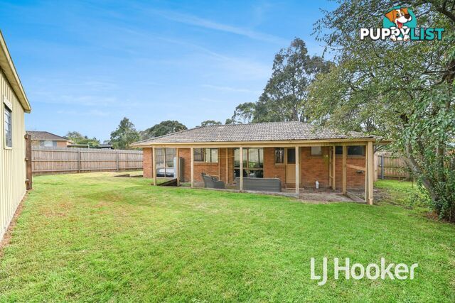 56 Duncan Drive PAKENHAM VIC 3810