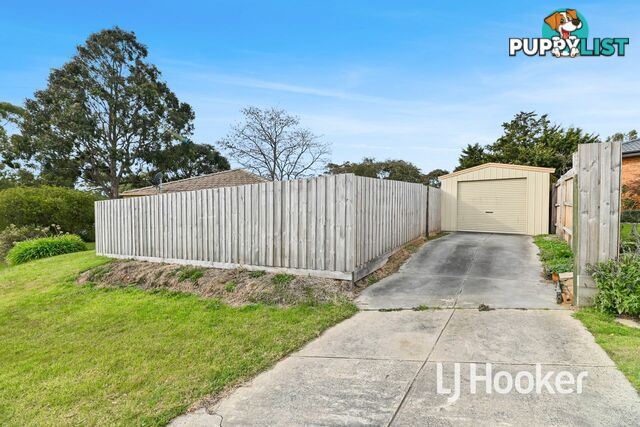 56 Duncan Drive PAKENHAM VIC 3810