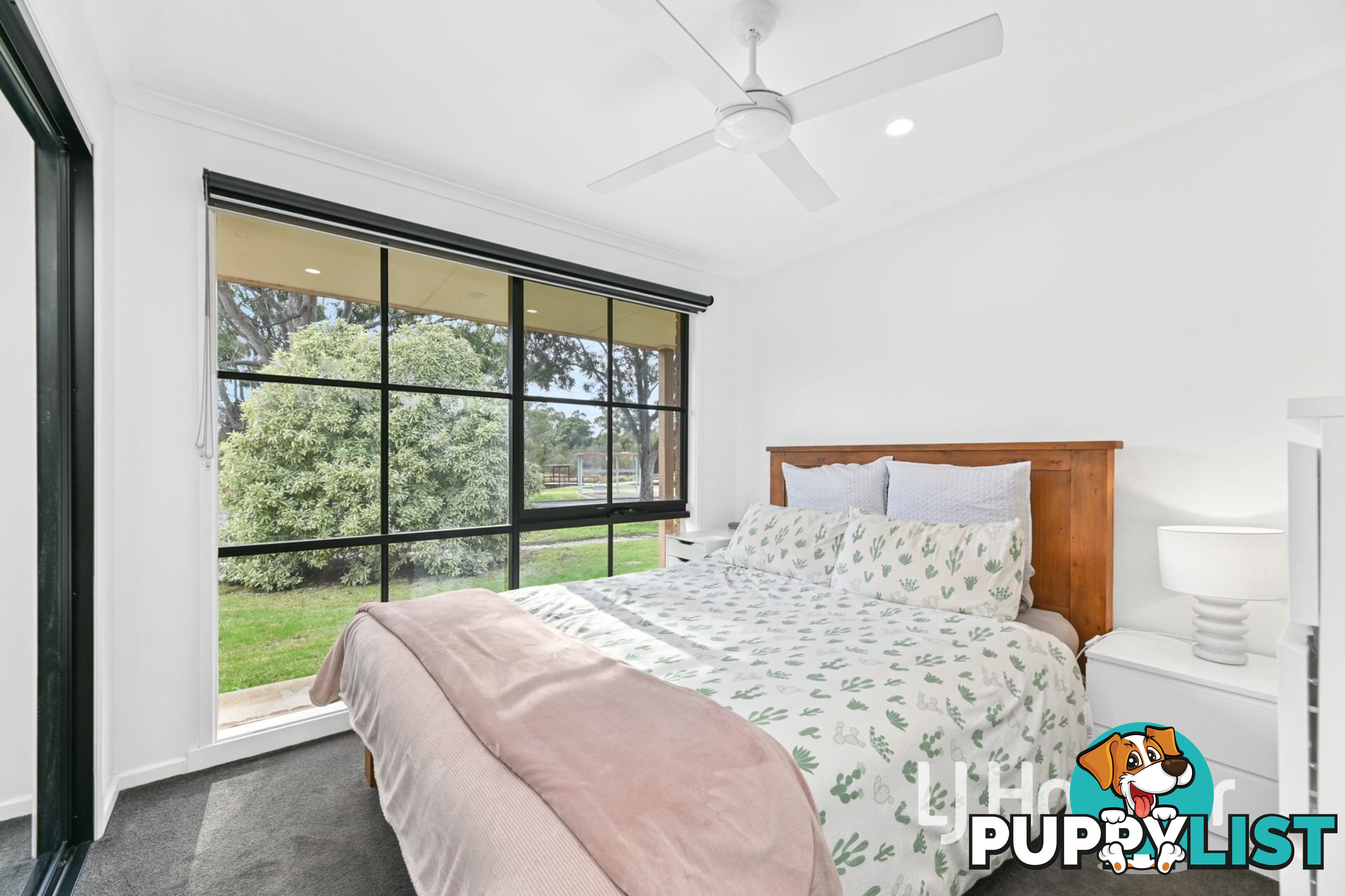 56 Duncan Drive PAKENHAM VIC 3810