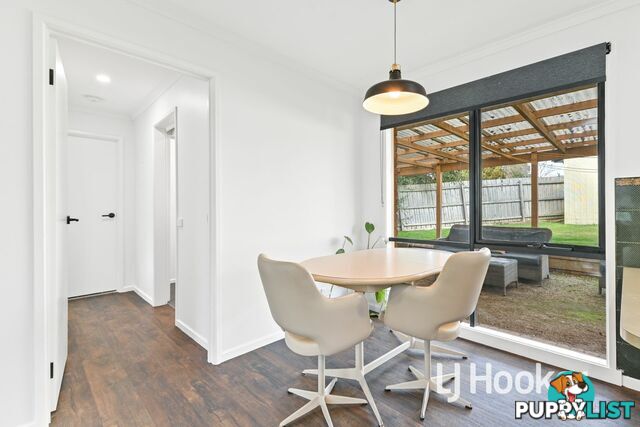56 Duncan Drive PAKENHAM VIC 3810