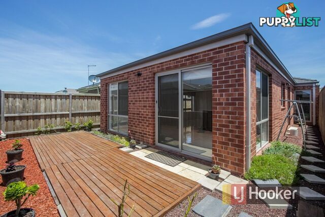 18 Arlington Avenue PAKENHAM VIC 3810