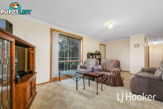 1 Mark Place PAKENHAM VIC 3810