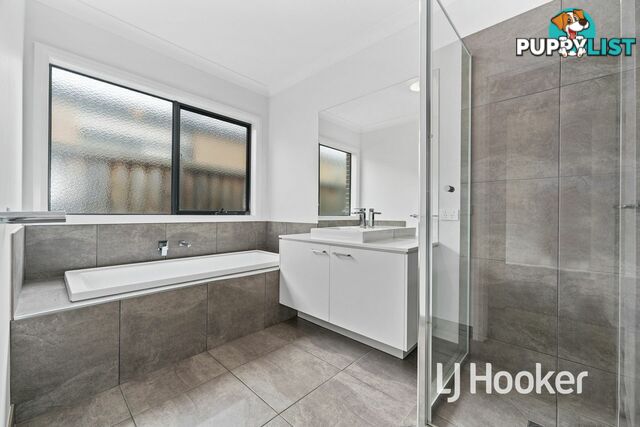 127 Moxham Drive CLYDE NORTH VIC 3978