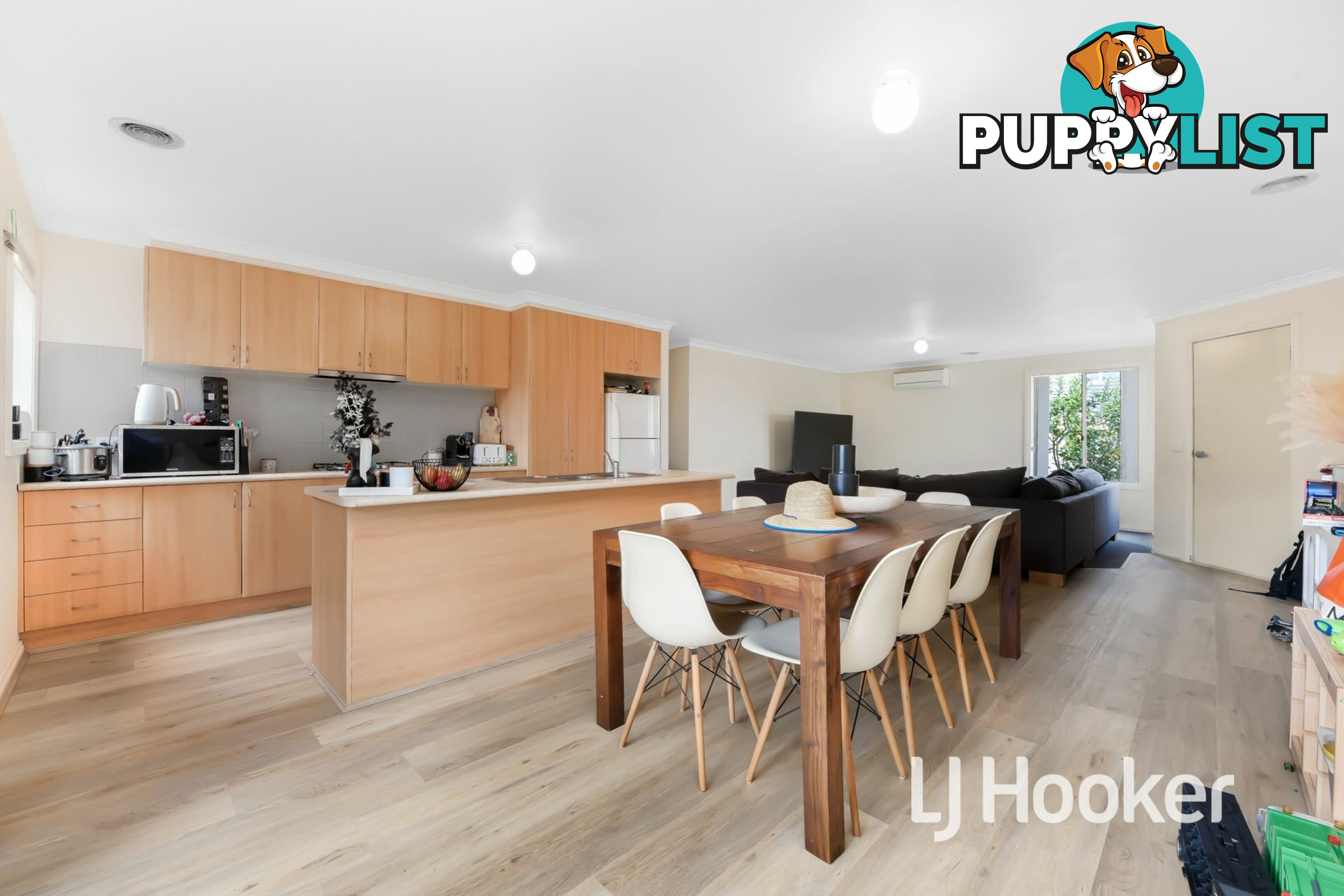2/27 Silver Gum  Drive PAKENHAM VIC 3810