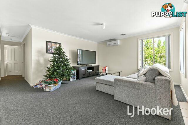 2/27 Silver Gum  Drive PAKENHAM VIC 3810