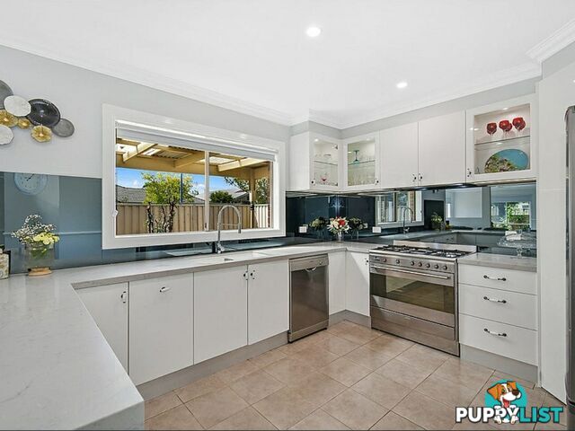 9 Iris Place PAKENHAM VIC 3810