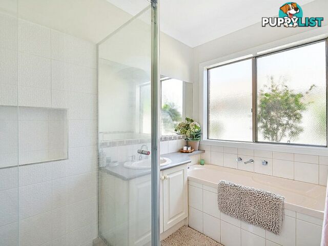 9 Iris Place PAKENHAM VIC 3810
