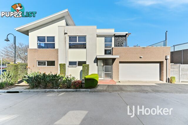 7 Sunline Terrace PAKENHAM VIC 3810