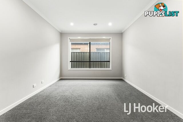 42 Dalhalla Circuit CLYDE NORTH VIC 3978