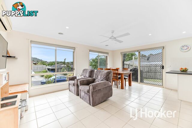 4/38-40 Tuscany Rise PAKENHAM VIC 3810