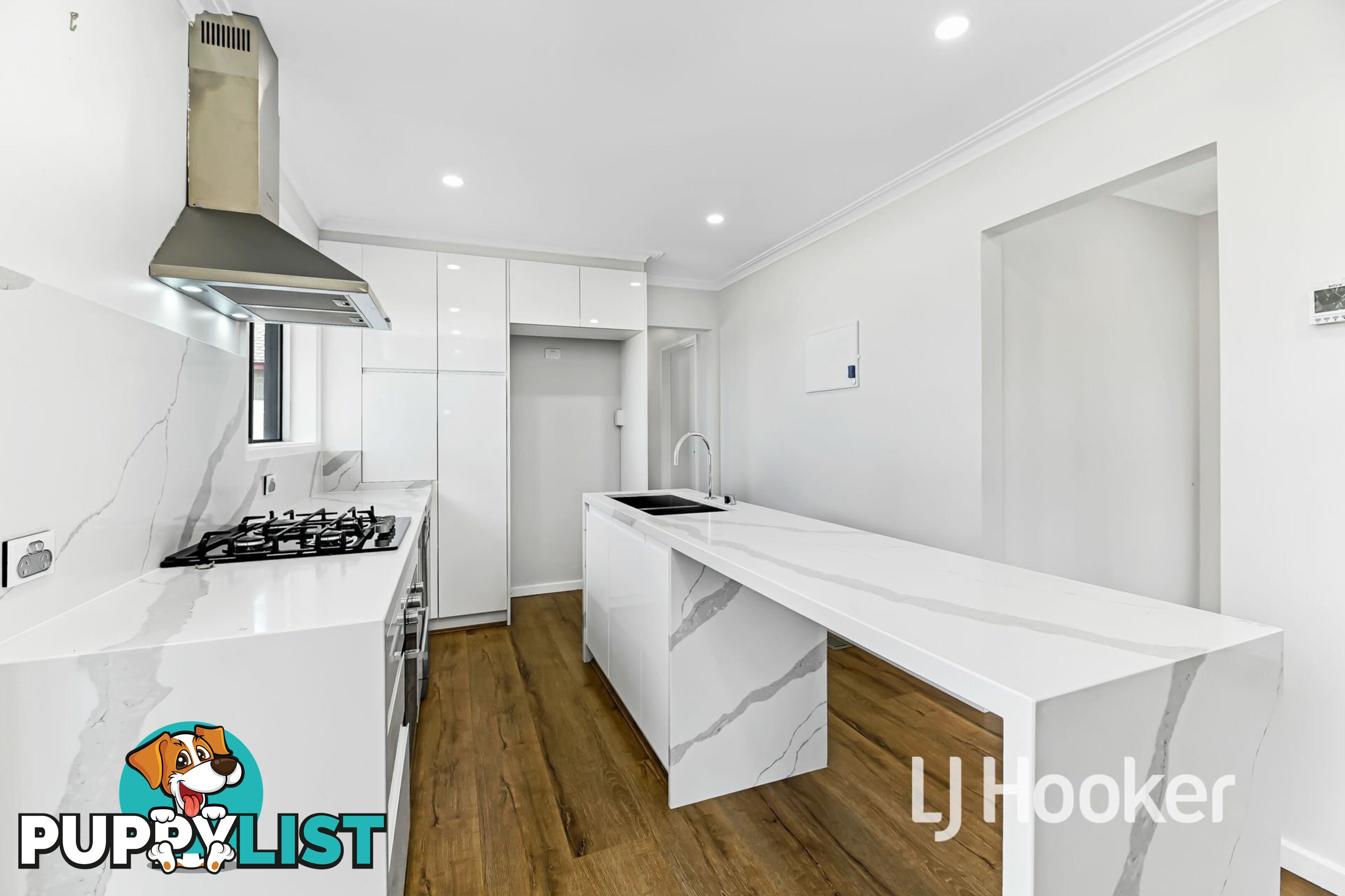 16 Gardenia Street PAKENHAM VIC 3810