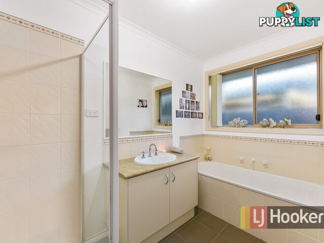 15 Heidi Court PAKENHAM VIC 3810