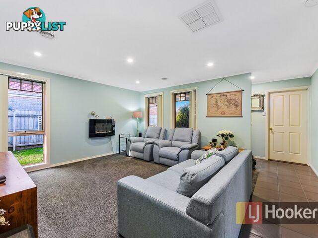 15 Heidi Court PAKENHAM VIC 3810