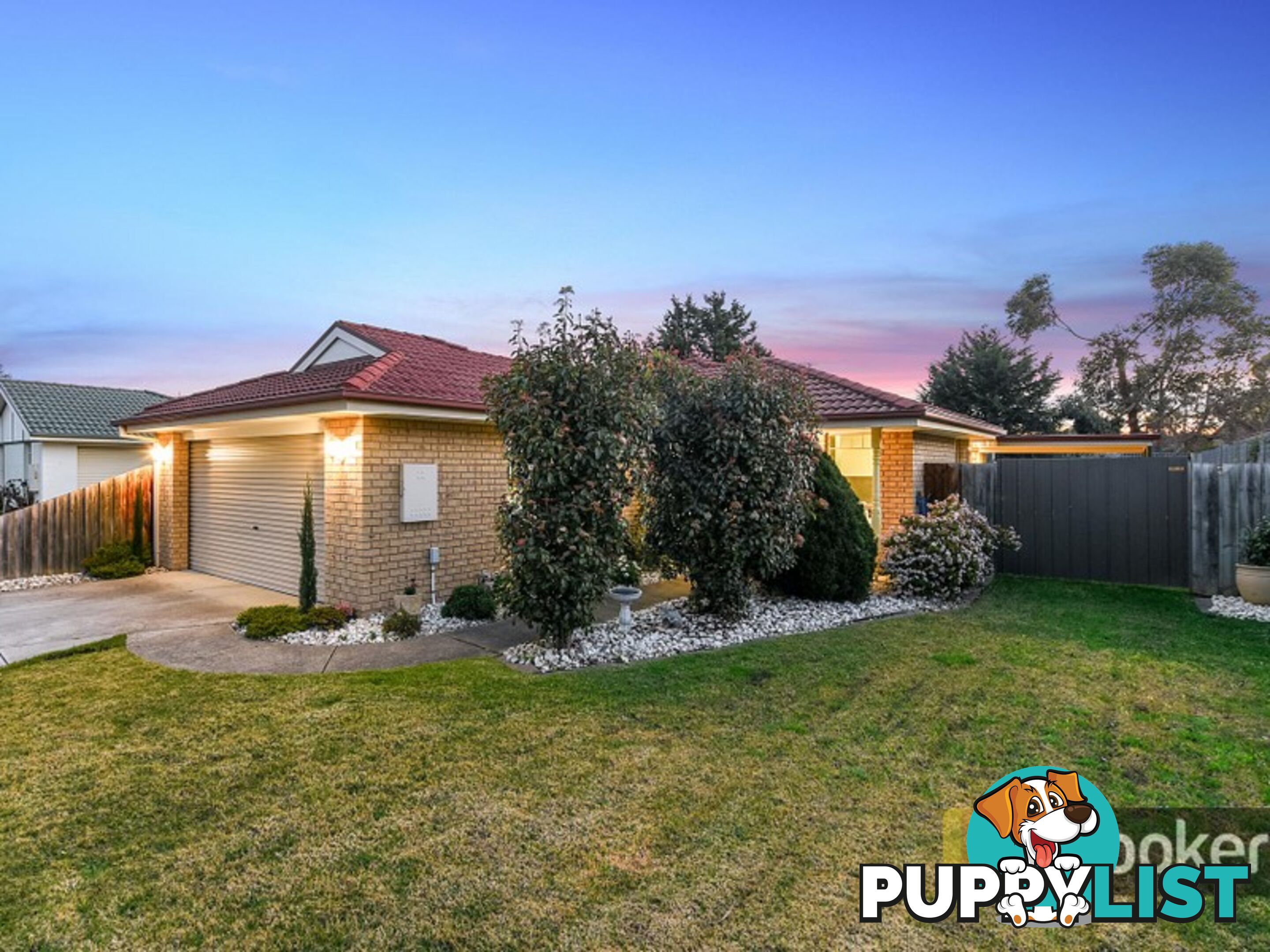 15 Heidi Court PAKENHAM VIC 3810