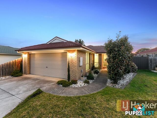 15 Heidi Court PAKENHAM VIC 3810