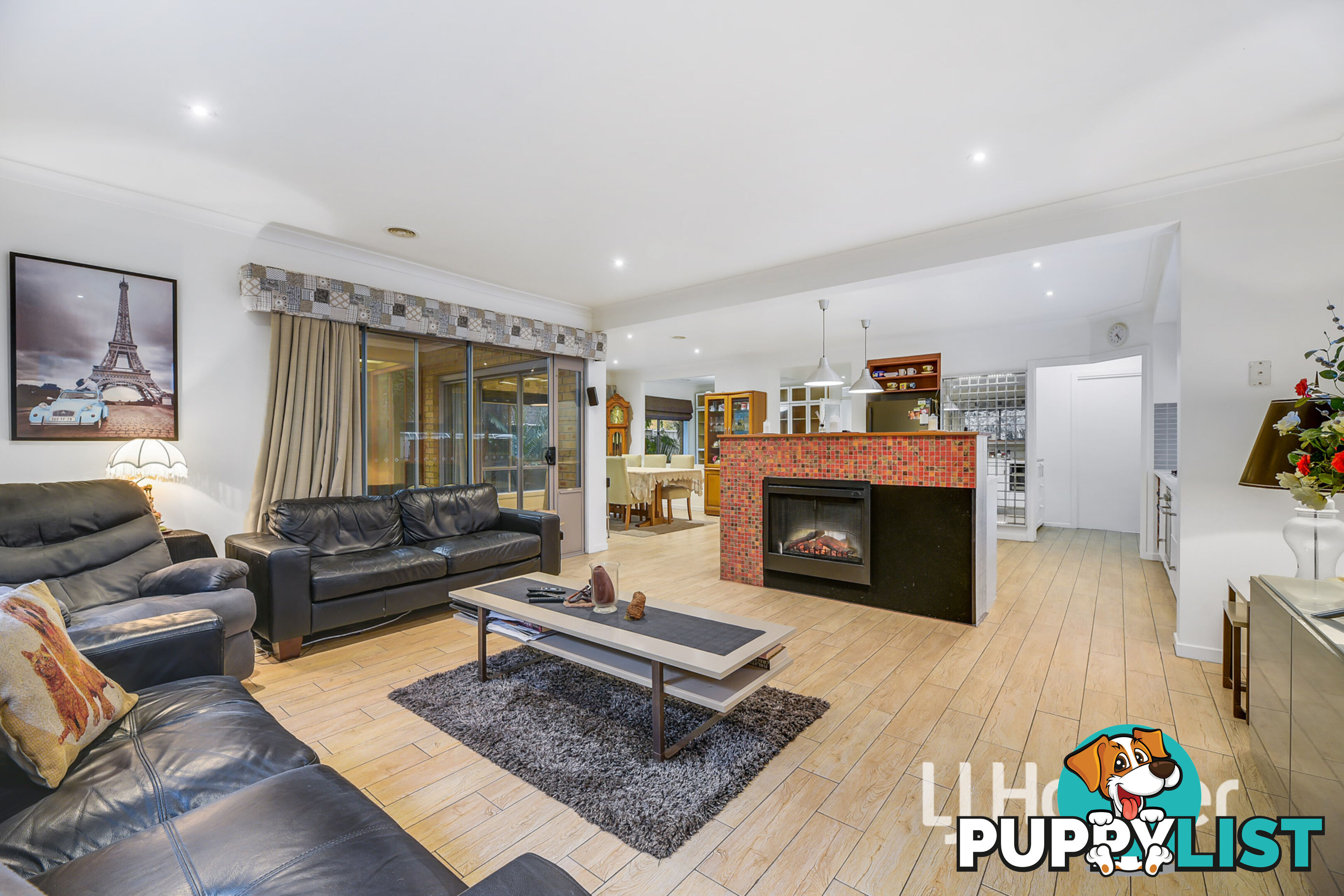 24 Kilburn Place PAKENHAM VIC 3810