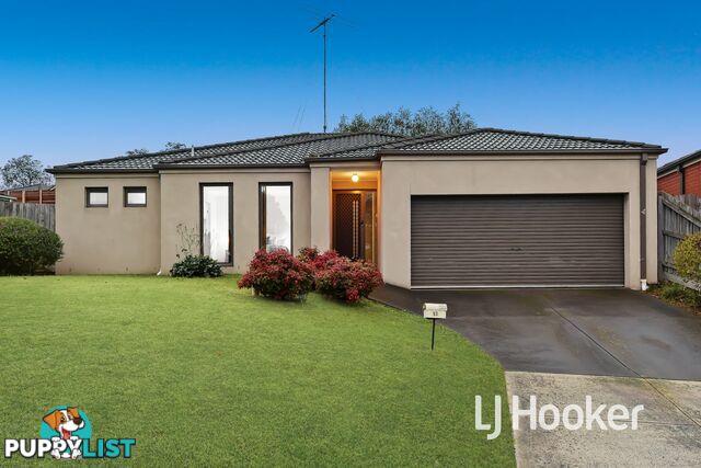 53 Leigh Drive PAKENHAM VIC 3810