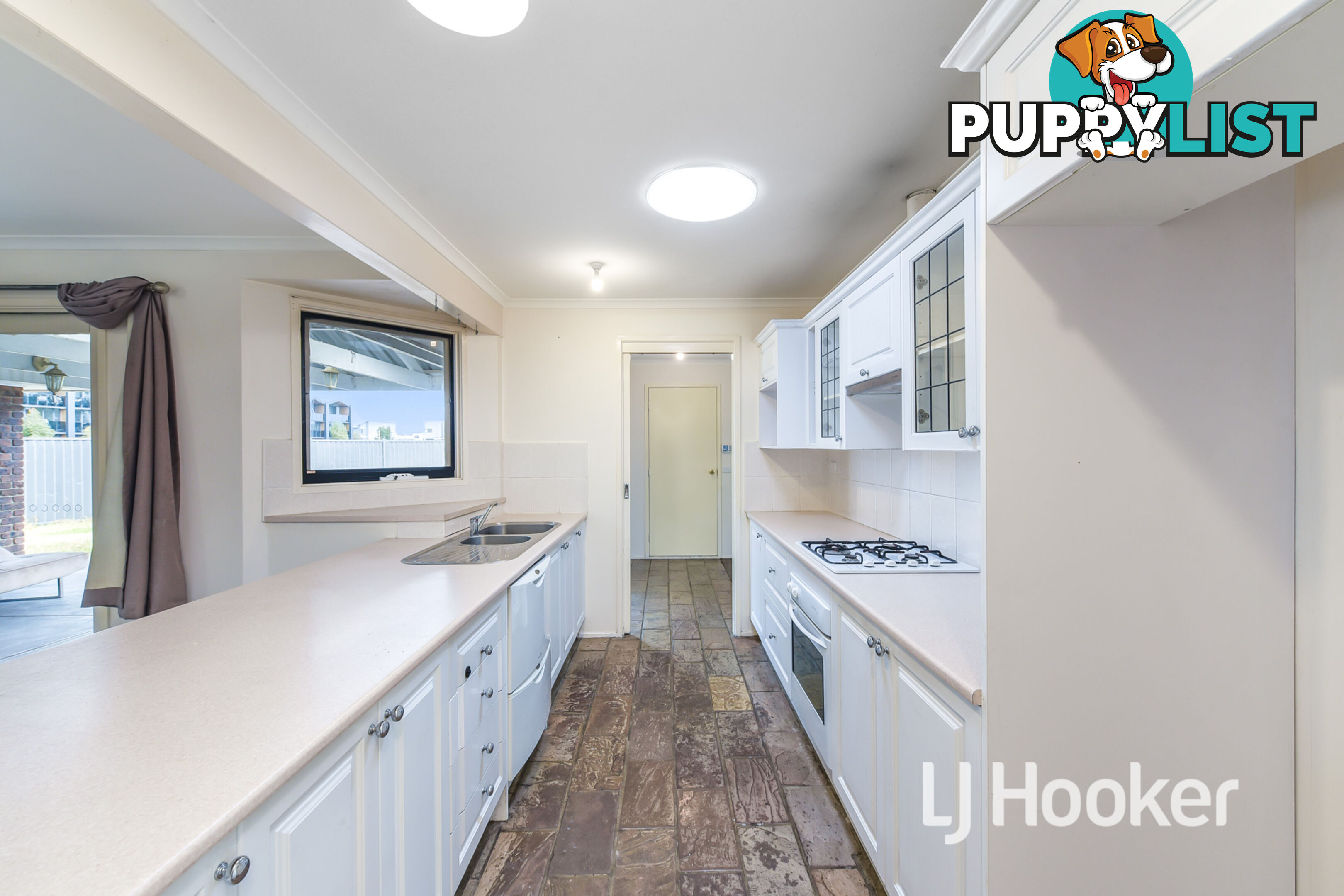 11 Isaac Court PAKENHAM VIC 3810