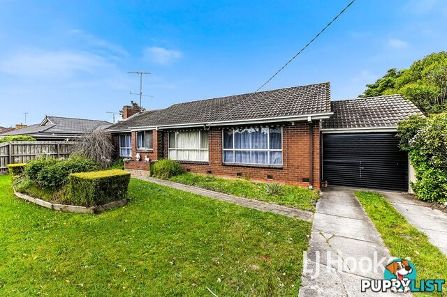 22 John Street PAKENHAM VIC 3810